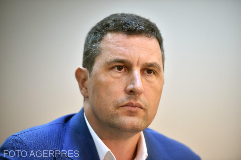 Ministrul Finanțelor solicită demisii pentru situația de la Salina Praid. Conducerea Salrom și Apele Române acuzate de neglijarea recomandărilor experților.