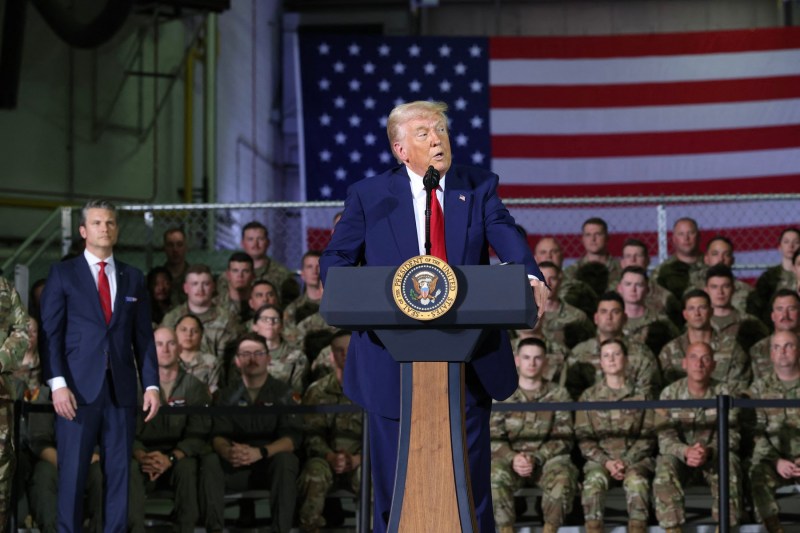 Negocieri urgente cu Iranul în urma declarațiilor lui Trump, în contextul neîncrederii generale