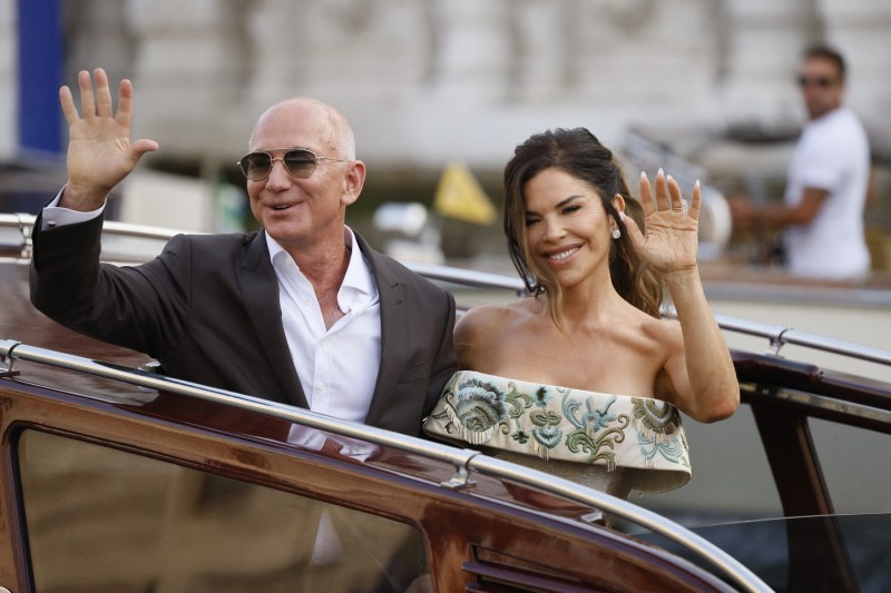 Nunta extravagantă a lui Jeff Bezos la Veneția: detalii financiare și impact economic