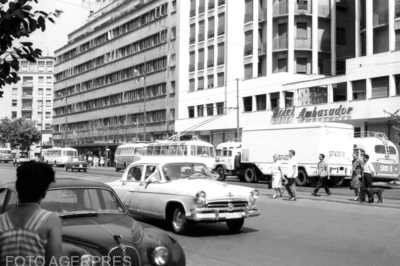 Povestea fascinantă a celui mai mic și recunoscut bulevard din București: de ce o parte se numește Magheru și cealaltă Bălcescu?