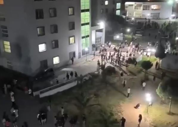 Seism de 5,8 în Turcia: O adolescentă a decedat din panică, zeci de răniți după sărituri pe geam sau fugă din locuințe - VIDEO / Autoritățile declară că nu sunt pagube materiale
