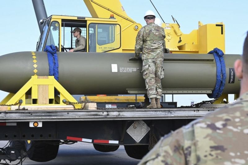 Strategia lui Trump în privința programului nuclear iranian: Indicii din manevrele militare recente din SUA
