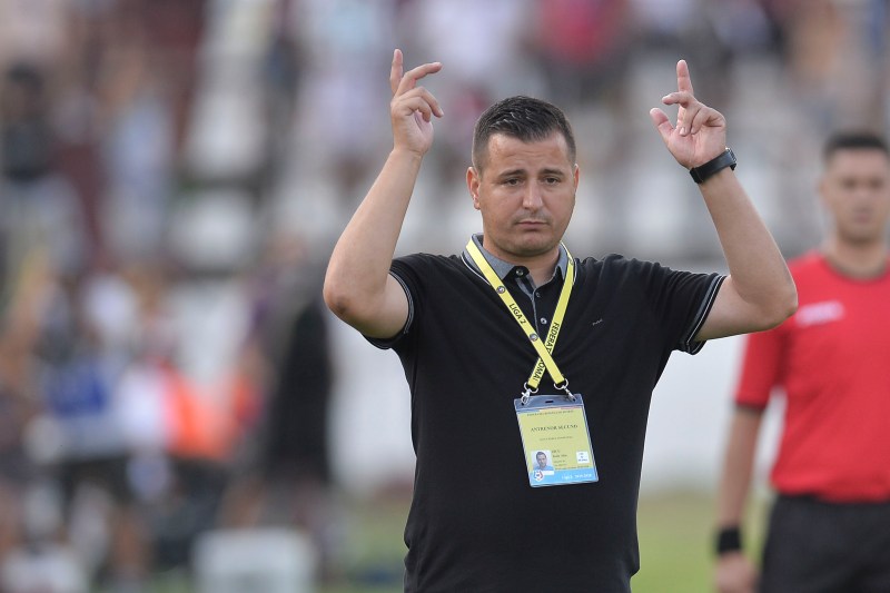 SuperLiga: Antrenorul Ianis Zicu a anunțat că părăsește Metaloglobus imediat după promovare