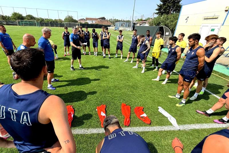 SuperLiga: UTA Arad a planificat trei meciuri în cantonamentul din Slovenia