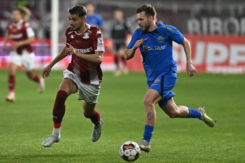 SuperLiga: Valoarea pe care Dinamo trebuie să o achite pentru a-l aduce pe fostul jucător de la FCSB