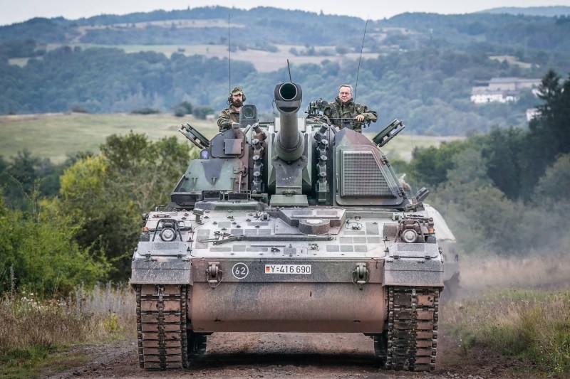 „Timpul este crucial”. Germania își ajustează regulile pentru achizițiile militare