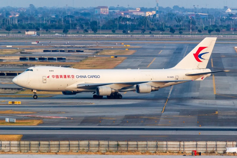Trei avioane enigmatică de marfă au decolat din China, deviate de la destinația anunțată și ulterior s-au pierdut de pe radar în apropierea Iranului