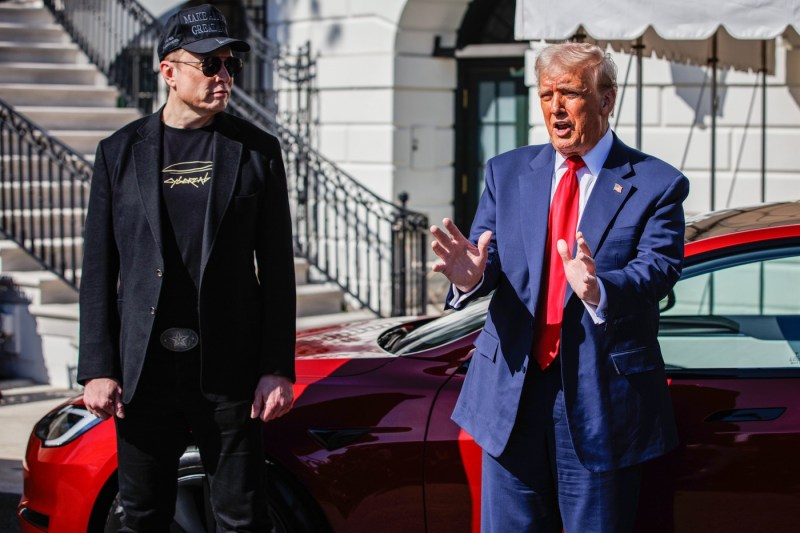 Trump, despre conflictul cu Musk: „Ah, e OK. Merge foarte bine”