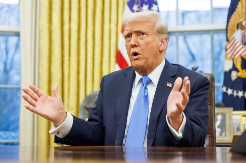 Trump își exprimă disponibilitatea pentru o întâlnire cu Zelenski și Putin la masa negocierilor