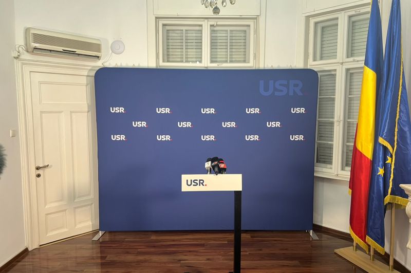 Un fost ministru PNL, nou membru USR, aspiră la conducerea partidului