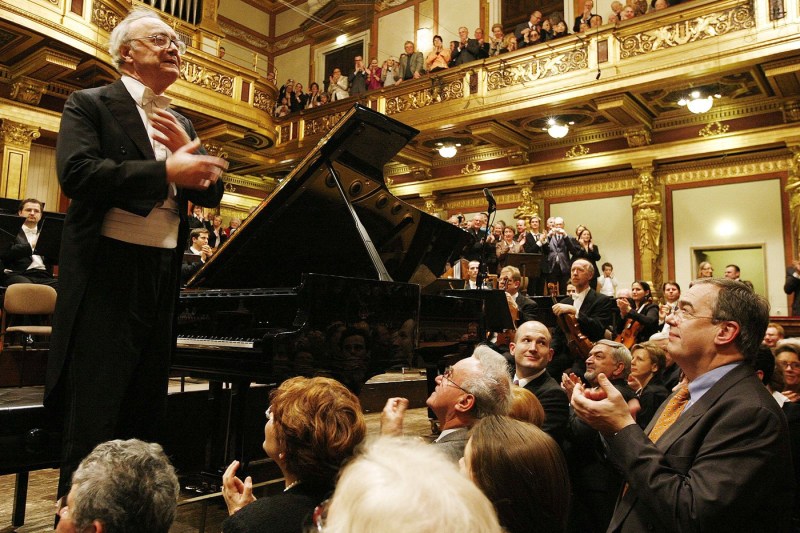 Un mare pianist a decedat la 94 de ani. Alfred Brendel, „un titan al muzicii”