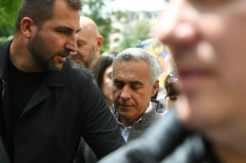 VIDEO: Călin Georgescu prezent la Parchetul General. Controlul judiciar prelungit