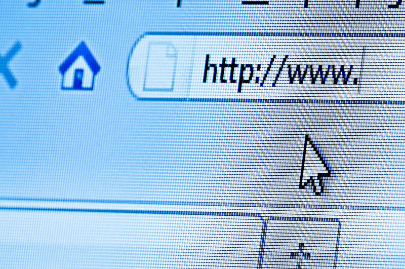 Amenzi pentru rușii care caută conținut considerat „extremist” pe internet – proiect legislativ