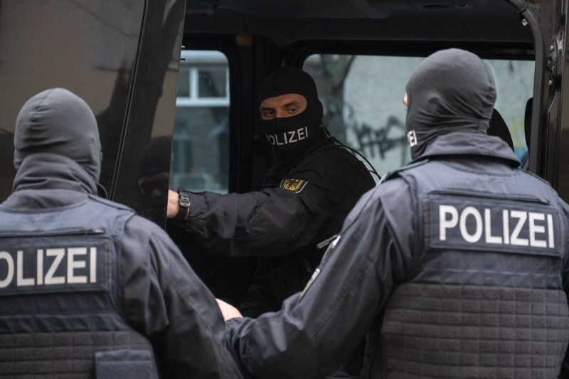 Autoritățile germane anunță dezvăluirea unui complot terorist islamist. Un bosniac de 27 de ani, reținut în urma perchezițiilor ample