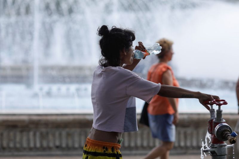 Avertizare de cod roșu de caniculă. Informații recente de la meteorologi