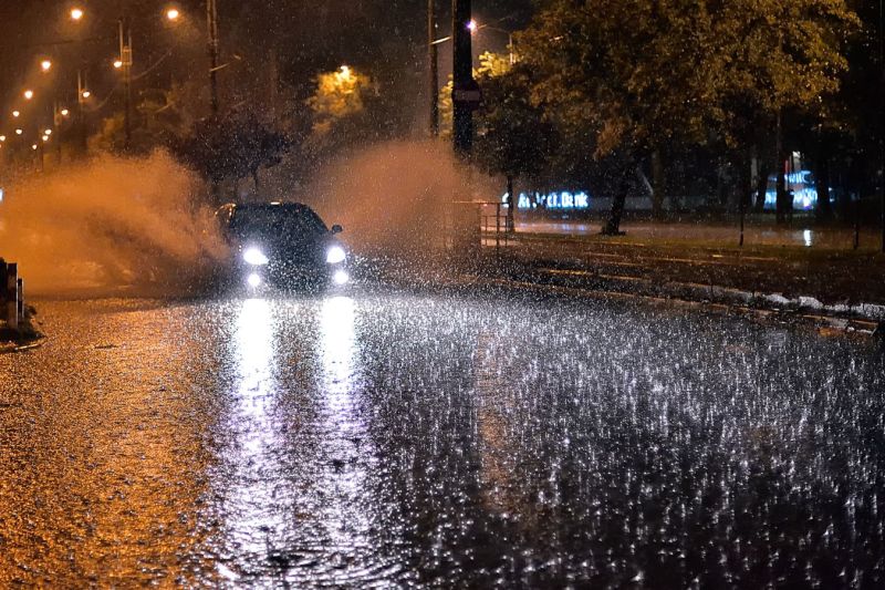 Avertizare meteo în București și Ilfov: Cod galben pentru furtuni și ploi abundente