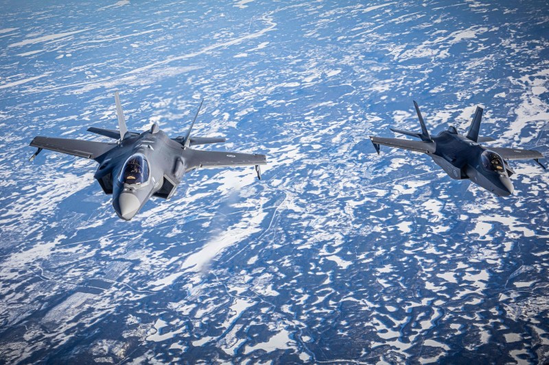 Avioane de vânătoare F-35 trimise în Polonia pentru a proteja un obiectiv-cheie în sprijinul Ucrainei