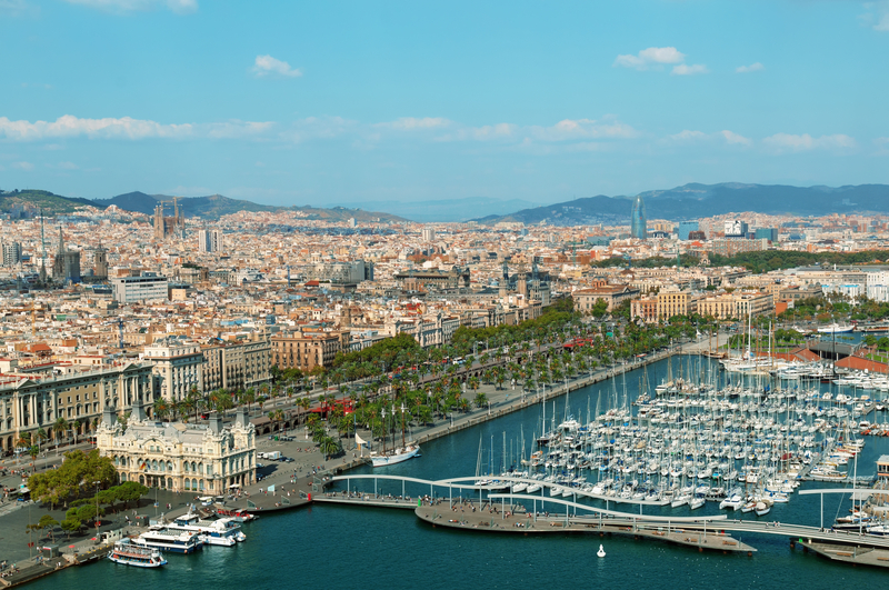 Barcelona ia măsuri pentru a controla turismul, cu milioane de vizitatori anual