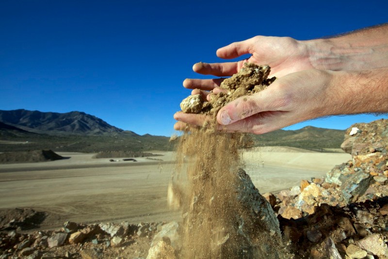 Contrabandă cu minerale rare din China. Beijingul acuză implicarea serviciilor secrete externe