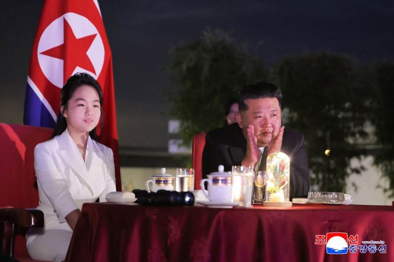 Coreea de Nord îndeamnă cetățenii să-și renoveze loialitatea față de liderul suprem Kim Jong Un: „A adus un omagiu profund”