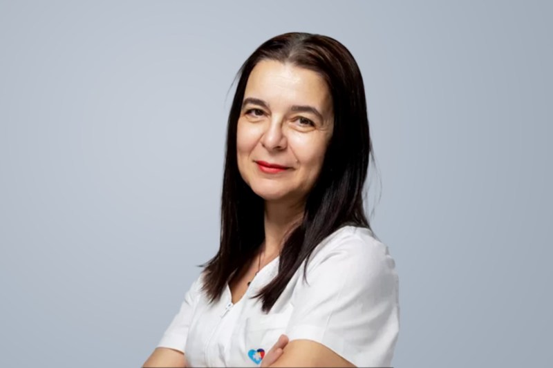 „Creierul nu ar trebui să se deterioreze. La 70 de ani, capacitățile cognitive ar trebui să fie la fel de bune ca la 40!“ Când neurologul Adina Petrea de la MedLife recomandă analize genetice pentru Alzheimer, Parkinson și trombofilii