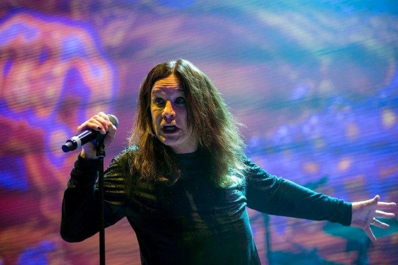 Cum a ajuns Ozzy Osbourne cunoscut sub denumirea „Prințul Întunericului”