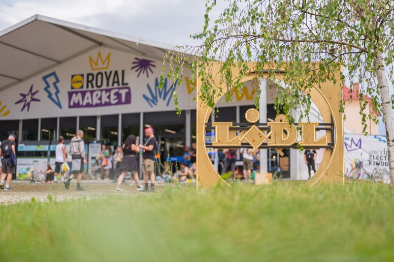 Cum să mănânci economicos și gustos la Electric Castle? Uite cum: vizitează Lidl-ul din festival