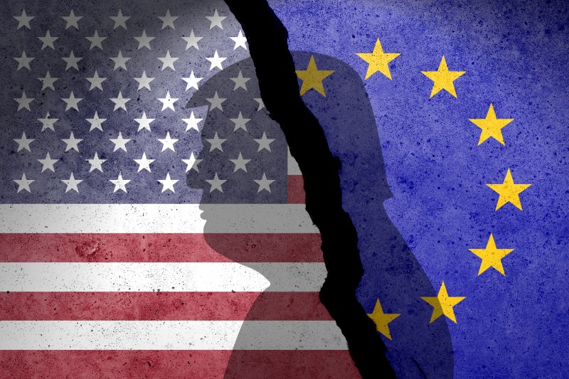 De la avioane la băuturi alcoolice. UE a pregătit o listă de 72 de miliarde de euro pentru a-l convinge pe Trump să accepte un acord comercial