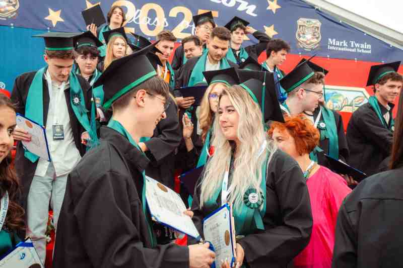 Elevii Mark Twain International School, printre cei mai performanți candidați din România, cu medii excelente la Evaluarea Națională și Bacalaureat