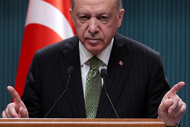 Erdogan anunță progrese în procesul de pace cu kurzii, condiționat de depunerea armelor de către PKK