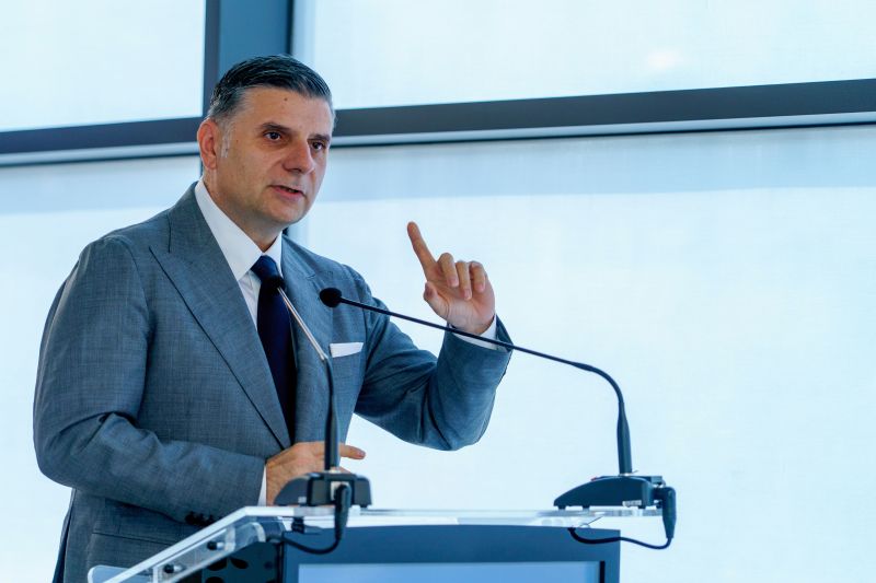 Fals cont de Facebook asociază incorect imaginea președintelui ASF: Se cer date personale și se promit cadouri false, alertă oficială