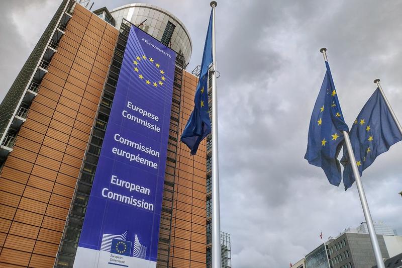 Franța își va reduce contribuția la bugetul Uniunii Europene cu 1,6 miliarde de euro