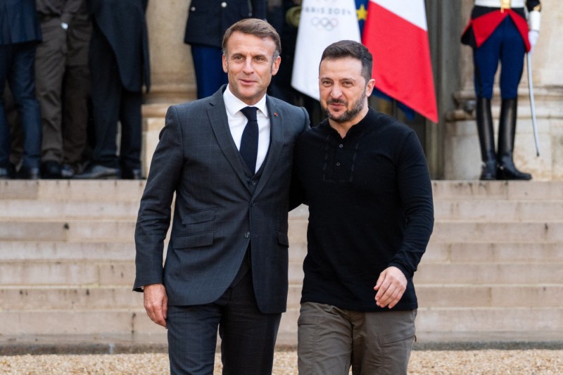 Franța oferă suport sporit Ucrainei: Detalii despre discuțiile dintre Zelenski și Macron