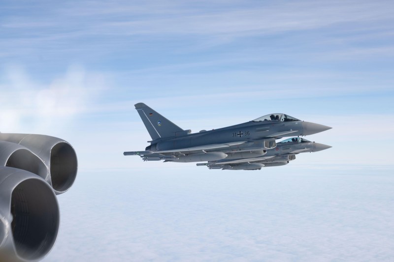 Germania acuză China de utilizarea unui laser împotriva unui avion militar în cadrul unei misiuni a Uniunii Europene. Ambasadorul chinez a fost convocat pentru discuții la Berlin