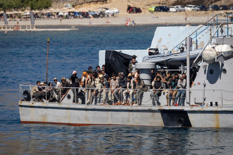 Grecia implementează o măsură severă în urma sosirii masive a migranților pe mare în Creta și Gavdos în acest an