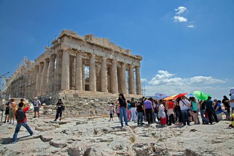 Grecia restricționează accesul la Acropola din Atena din cauza căldurii extreme
