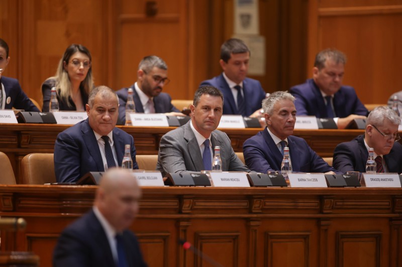 Ilie Bolojan a definitivat responsabilitățile celor cinci vicepremieri