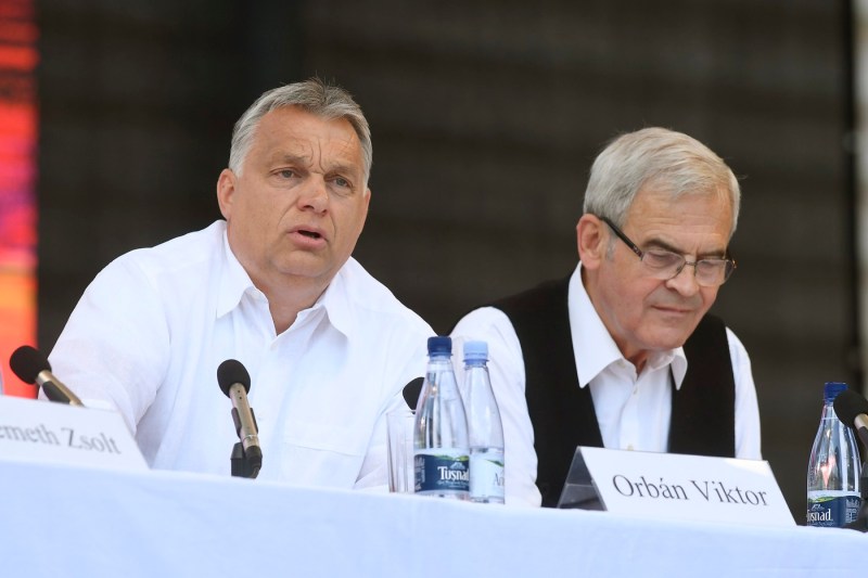 Laszlo Tokes și revendicările privind drepturile maghiarilor din Transilvania, alături de Viktor Orban, la Băile Tușnad