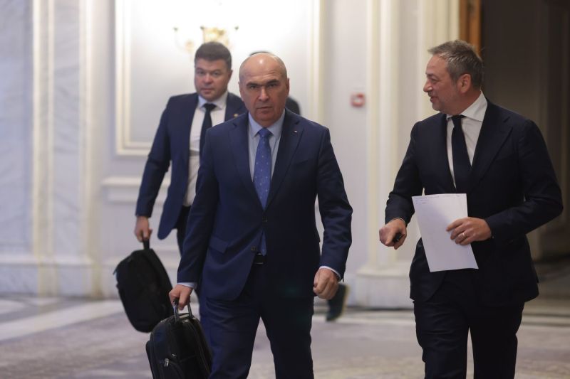 Liberalii se întâlnesc joi seară pentru a discuta alegerea secretarului general