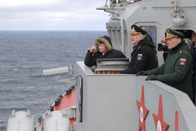 Marea Neagră redefinește strategiile de război naval: Marina americană se adaptează pentru noi tipuri de confruntări după provocările din zona maritimă