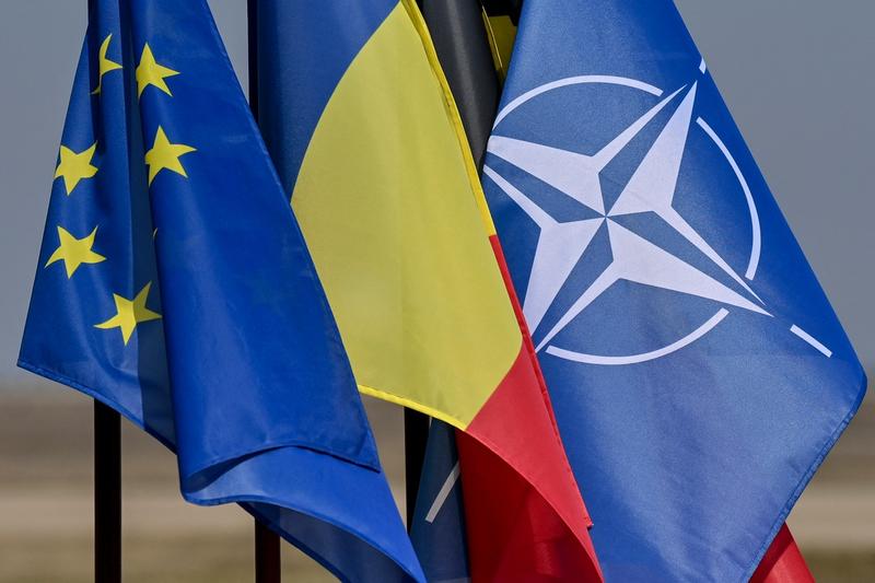 NATO și UE condamnă acțiunile hibrid de destabilizare ale Rusiei prin Serviciul Militar de Informații. Alegerile suspendate din România, menționate ca obiective ale Moscovei / Reacția MAE