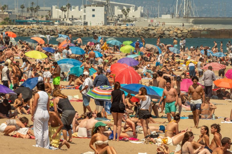 Numărul turiștilor străini în Spania a crescut semnificativ, iar localnicii simt presiunea: „Te sufoci”