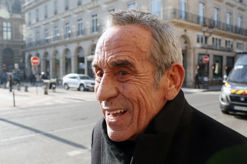 „Omul în negru” al televiziunii din Franța, cunoscutul Thierry Ardisson, a decedat