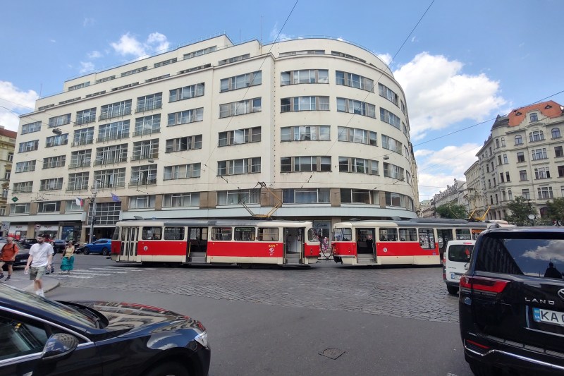 Până masivă de curent în Cehia: regiuni afectate și suspendarea transportului public.