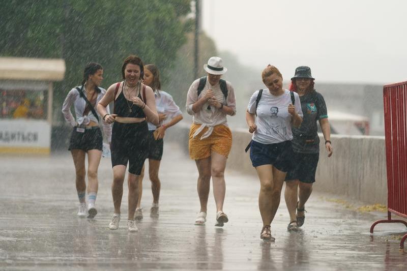 Ploi puternice și vijelii marți în 21 de județe – HARTĂ