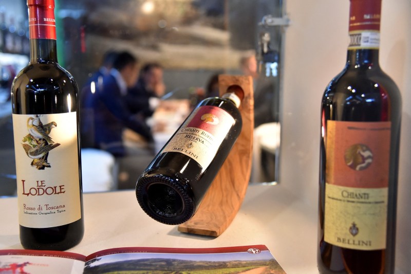 Producătorii de vin Chianti își îndreaptă atenția spre noi piețe precum America Latină, Asia și Africa, ca răspuns la amenințările tarifelor lui Trump asupra Uniunii Europene