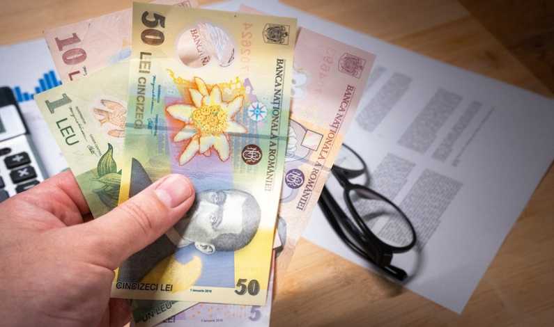 Recesiunea devine scenariul principal al acestui an, conform economistului șef al unei bănci comerciale de top