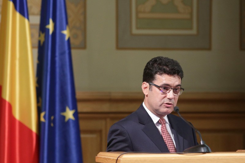 Rectorul SNSPA sub presiune pentru demisie după scandalul Marius Pieleanu