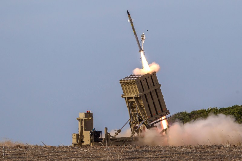 România, primul stat european care va achiziționa sistemul de apărare antiaeriană Iron Dome