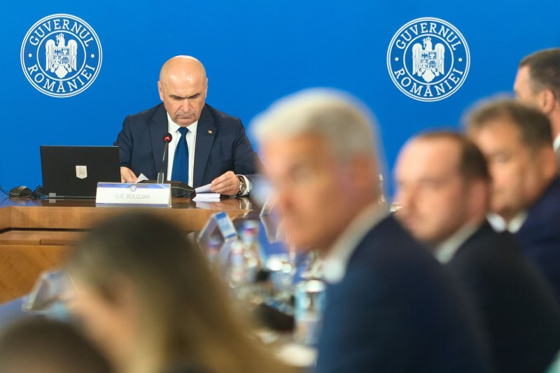 România se află în recesiune, dar acest adevăr rămâne nespus